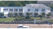 Commodore Hotel